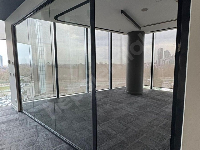 Maslak Prestijli Plazada 1000m2 Dekorasyonlu Kiralık Ofis / LUX - Görsel 2