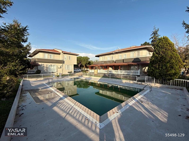 YAŞAR EMLAKTAN SATILIK 3.000 M² ARSA İÇİNDE 4 ADET 4+1 VİLLA