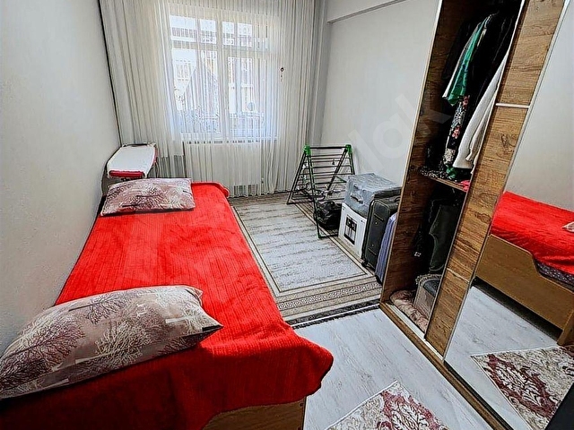 KAĞITHANE ÇAĞLAYAN MAH.BALKONLU 2.KAT 2+1 90 M2 SATILIK DAİRE - Görsel 18