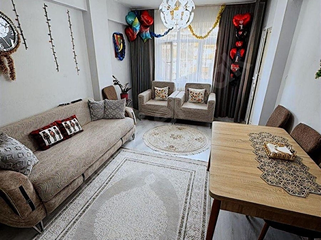 KAĞITHANE ÇAĞLAYAN MAH.BALKONLU 2.KAT 2+1 90 M2 SATILIK DAİRE - Görsel 9