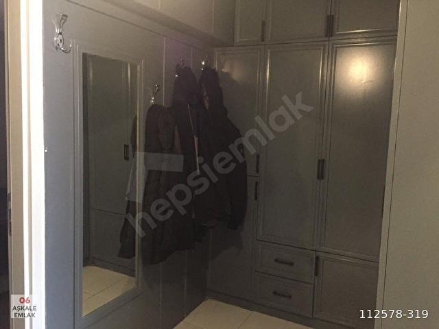 SEYRAN CADDESİ 2+1KOMBİLİ EŞYALI  MERKEZİ LOKASYON MANZARALI DAİRE - Görsel 18