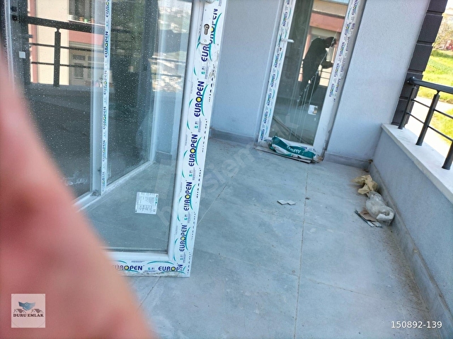 MUTFAK SALON AYRI EBEVEYN BANYOLU ÇİFT BALKONLU GENİŞ 2+1 DAİRE - Görsel 15