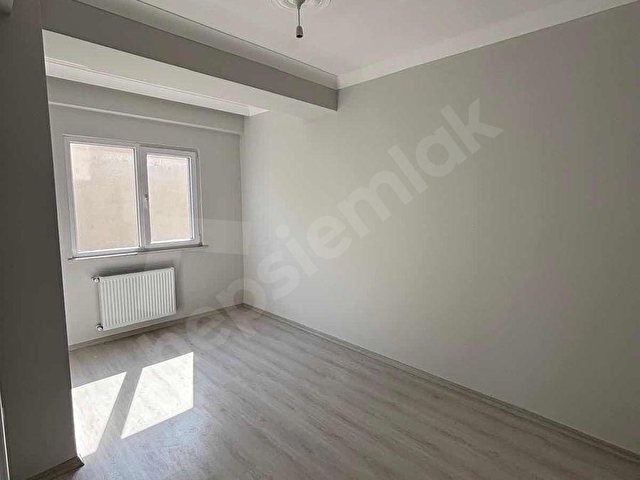 BUTİK SİTEDE CADDE ÜZERİ 2+1 85m2 SATILIK LÜKS ARAKAT DAİRE - Görsel 12