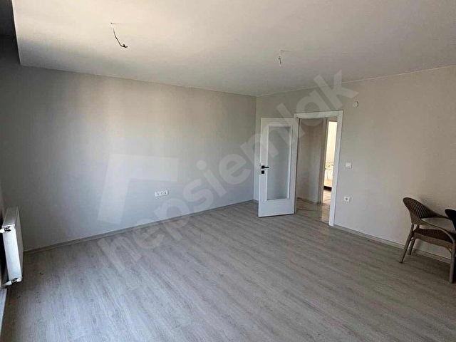 BUTİK SİTEDE CADDE ÜZERİ 2+1 85m2 SATILIK LÜKS ARAKAT DAİRE - Görsel 4