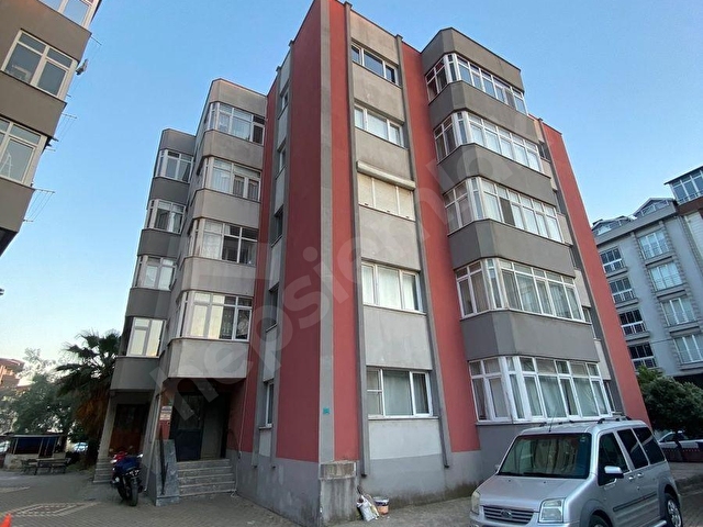 Krediye Uygun Adliye Yanında Site İçinde Geniş 2+1 Satılık Daire - Görsel 2