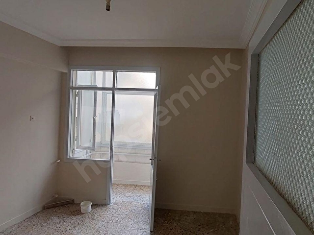 GAZİ MAHALLESİNDE 3+1 TEMİZ GENİŞ KİRALIK DAİRE - Görsel 12