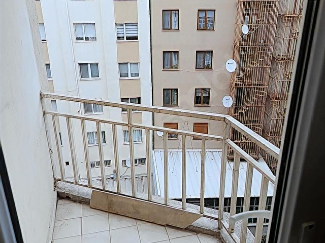 AKARBAŞI ŞEHİT YÜZBAŞI TUNCER GÜNGÖR CADDESİ KİRALIK 3+1 DAİRE - Görsel 5