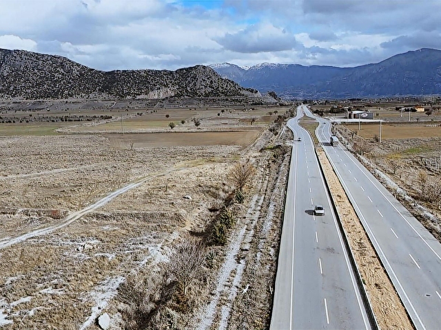 ANA YOL ÜZERİNDE LOJİSTİK AVANTAJLI 7.600 m² İMALATHANE ARSASI - Görsel 21