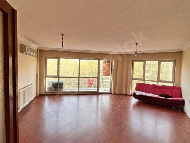 ÇATALÇEŞME CADDE ÜZERİNDE 150 M2 2+1 ASONSÖRLÜ SATILIK GENİŞ FERAH DAİRE ÇINARA BAYRAMYERİNE YÜRÜME