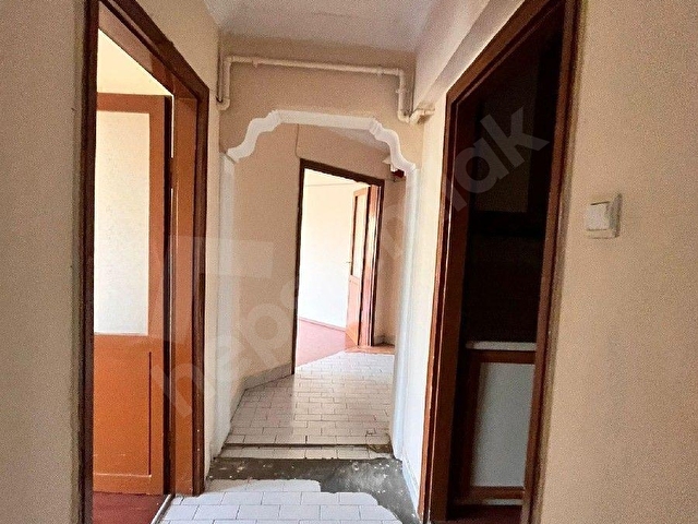 ÇATALÇEŞME CADDE ÜZERİNDE 150 M2 2+1 ASONSÖRLÜ SATILIK GENİŞ FERAH DAİRE ÇINARA BAYRAMYERİNE YÜRÜME - Görsel 4