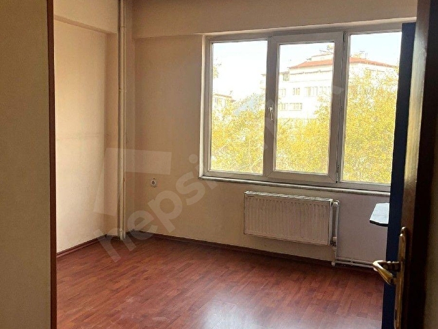 ÇATALÇEŞME CADDE ÜZERİNDE 150 M2 2+1 ASONSÖRLÜ SATILIK GENİŞ FERAH DAİRE ÇINARA BAYRAMYERİNE YÜRÜME - Görsel 6