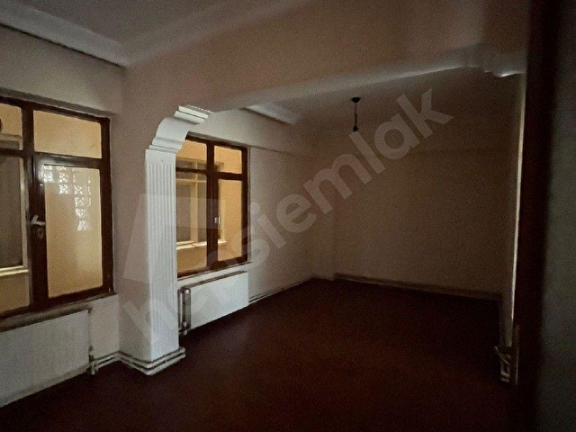 ÇATALÇEŞME CADDE ÜZERİNDE 150 M2 2+1 ASONSÖRLÜ SATILIK GENİŞ FERAH DAİRE ÇINARA BAYRAMYERİNE YÜRÜME - Görsel 28