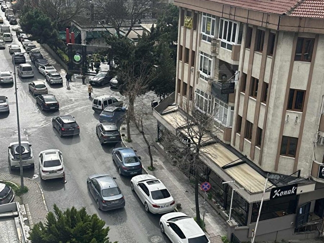 ARMAĞANDA İNCİRLİ METRO YANI ASANSÖRLÜ 250M2/ 5+1 TERASLI DUBLEX - Görsel 4