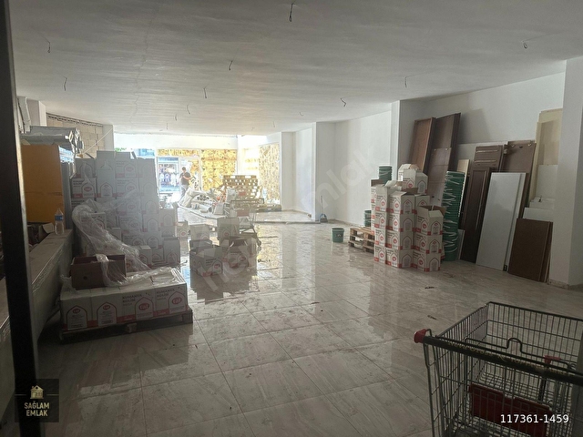 SAĞLAM EMLAKTAN CADDEDE İŞLEK BÖLGEDE KİRALIK 450 m2 DÜKKAN - Görsel 3