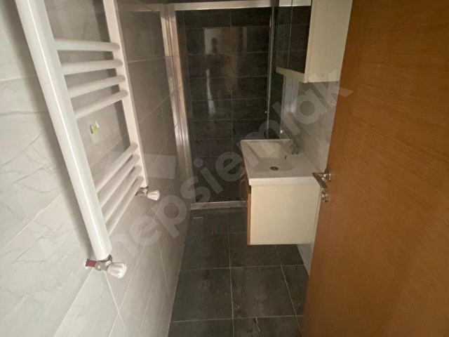 Canbulattan Academia Towerda Eşyalı Satılık 2+1 Daire - Görsel 16