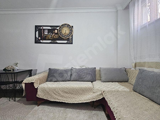 KÜÇÜKÇEKMECE MEHMET AKİF ERSOY MAHALLESİNDE FIRSAT 3+1 - Görsel 17