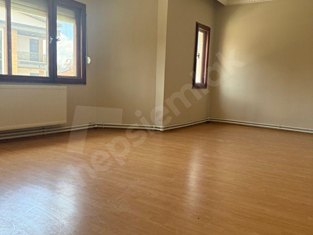URAL EMLAK’TAN BAHÇELİEVLER MAHALLAESİ 3+1 KİRALIK DAİRE - Görsel 13
