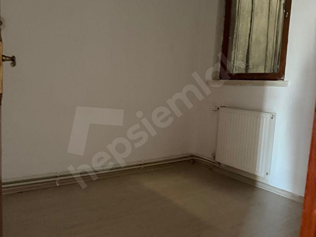 URAL EMLAK’TAN BAHÇELİEVLER MAHALLAESİ 3+1 KİRALIK DAİRE - Görsel 16