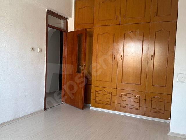 URAL EMLAK’TAN BAHÇELİEVLER MAHALLAESİ 3+1 KİRALIK DAİRE - Görsel 19