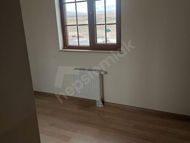NİĞDE EMLAK DÜNYASI-BOR/BAHÇELİ TOKİDE SATILIK 3+1 DAİRE - Görsel 9