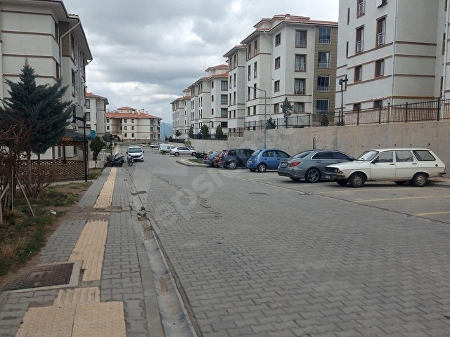 NİĞDE EMLAK DÜNYASI-BOR/BAHÇELİ TOKİDE SATILIK 3+1 DAİRE - Görsel 22