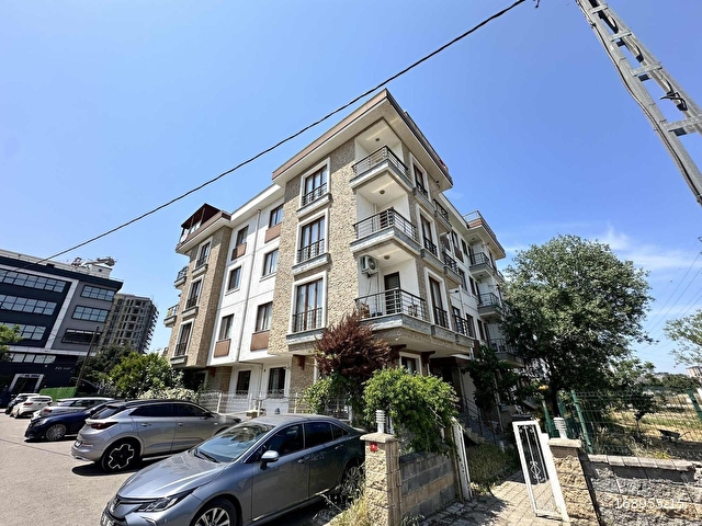 METROYA KOMŞU FIRSAT 4+1 175m2 lüx daire