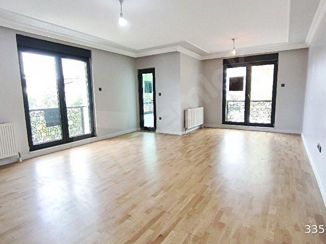 Çengelköy Bahçelievlerde Boğaz manzaralı satılık çatı dubleksi daire. KISMEN ARAÇ TAKAS DÜŞÜNÜLÜR! - Görsel 8