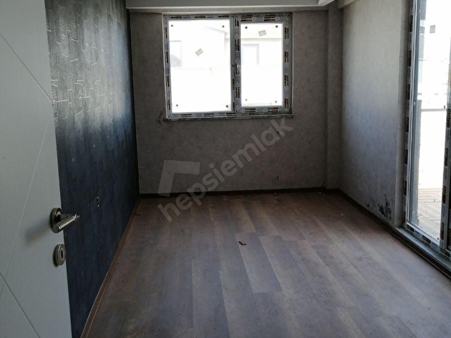 Bursa Nilufer Akcalar Mahallesinde Cok Acil Satilik Daire 52714 4055 Hurriyet Emlak