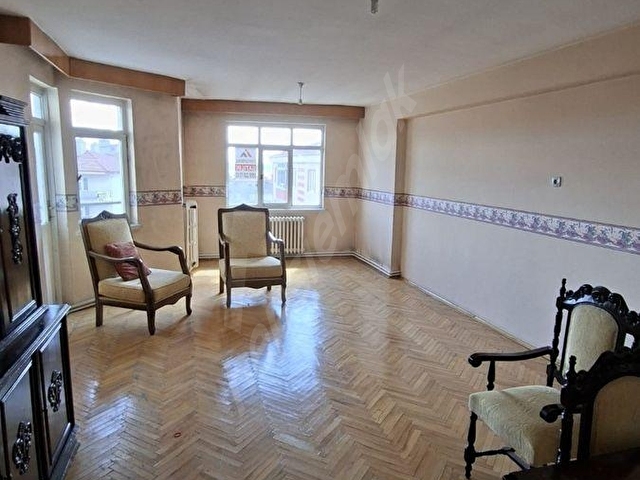 ÇORUM-MERKEZ CENGİZ TOPEL CADDESİNDE 3+1 SATILIK DAİRE - Görsel 4