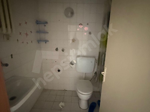 İPEK EMLAKTAN SATILIK 75. YIL MAHALLESİNDE 3+1 DAİRE - Görsel 13