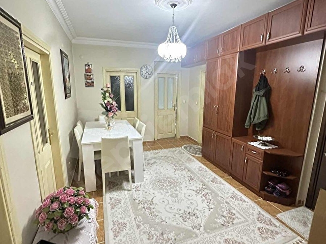 YAZICI EMLAKTAN BALKONLU GENİŞ YÜKSEK GİRİŞ DAİRE - Görsel 12