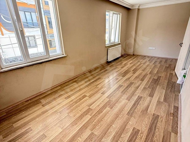 ARNAVUTKÖY TAM MERKEZDE 2+1 ARA KAT ASANSÖRLÜ KİRALIK DAİRE - Görsel 5