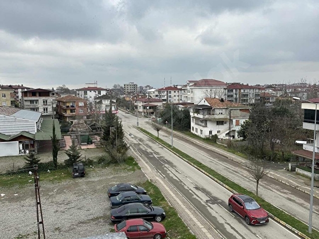 YILDIZOĞLU GAYRİMENKULDEN SATILIK DAİRE 3+1 125 m2 - Görsel 7