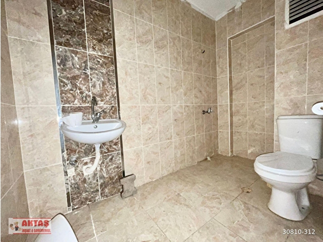 HOCALI CADDE YAKINI ASANSÖRLÜ İSKANLI YENİ BİNADA KÖK TAPU ÇİFT BANYO 4+1 DUBLEX - Görsel 29