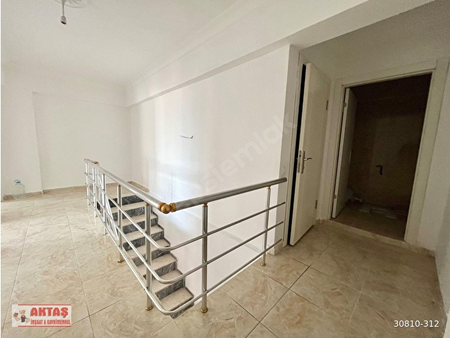 HOCALI CADDE YAKINI ASANSÖRLÜ İSKANLI YENİ BİNADA KÖK TAPU ÇİFT BANYO 4+1 DUBLEX - Görsel 28