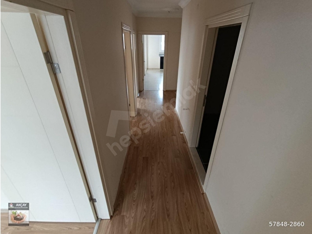 ALTINKUMDA AYRI MUTFAKLI 13 YAŞINDA ARA KAT ÖN CEPHE 3+1 DAİRE - Görsel 22