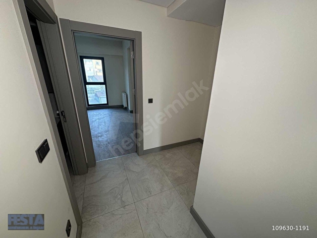 FestadanBalkonluAsansörlüOtoparklıAmerikanMutfak2+1KiralıkDaire - Görsel 20