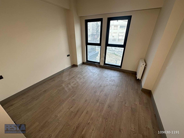 FestadanBalkonluAsansörlüOtoparklıAmerikanMutfak2+1KiralıkDaire - Görsel 24