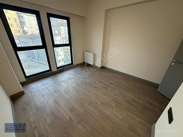 FestadanBalkonluAsansörlüOtoparklıAmerikanMutfak2+1KiralıkDaire - Görsel 28