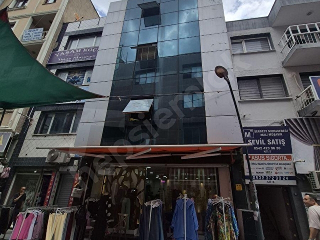 ÇİĞLİ MERKEZDE KİRALIK 5 KAT KULLANIM 250 m2 KOMPLE İŞYERİ