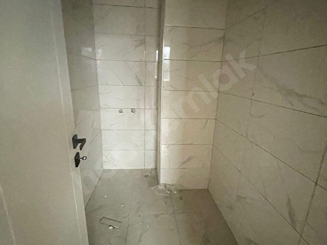 AYDOĞANDAN CADDE ÜZERİ OFİS VB İŞLER İÇİN UYGUN KİRALIK - Görsel 18