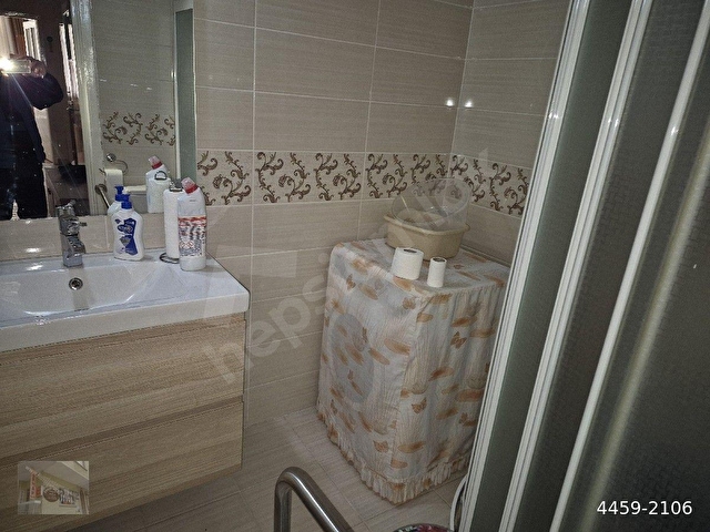 ERHANDAN 4.CADDE ÜZERİNDE KATTA BAKIMLI 3+1 MOBİLYALI DAİRE - Görsel 9