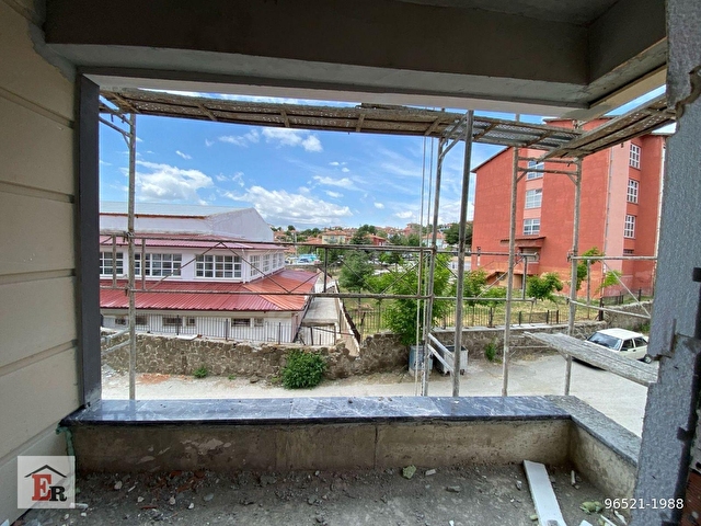 KONUT ER EMLAKTAN MERKEZİ KONUMDA SATILIK 2+1 EŞYASIZ DAİRE - Görsel 13