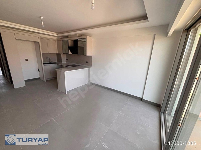 ÇANDARLIDA DENİZE YAKIN SİTE İÇİ 2+1 SATILIK DAİRE - Görsel 3