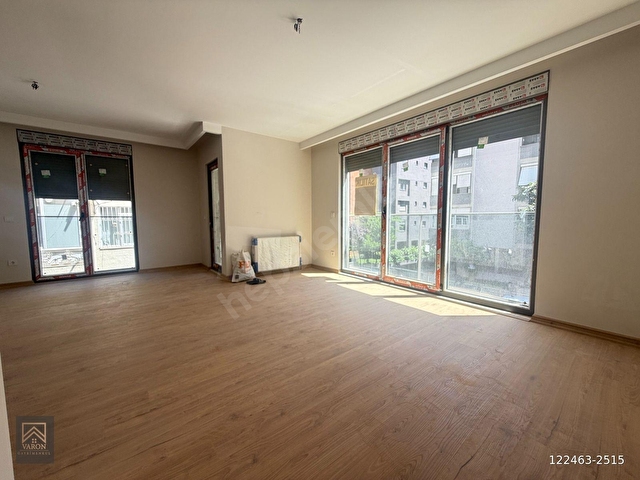 CADDEBOSTAN SAHİLDE VARONDAN 150M2 BALKONLU 3+1 EBEVEYNLİ - Görsel 6