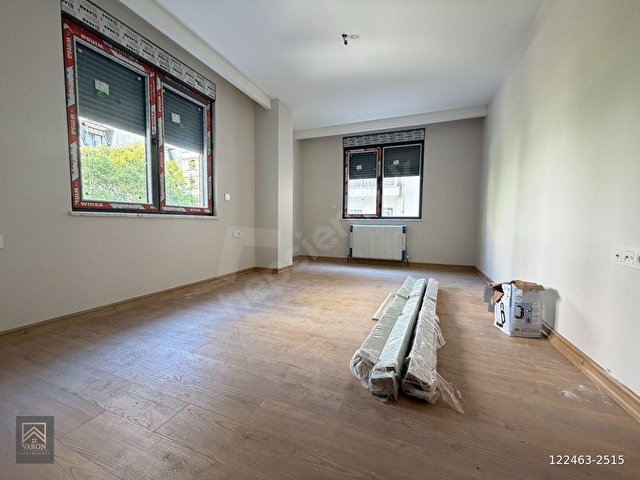 CADDEBOSTAN SAHİLDE VARONDAN 150M2 BALKONLU 3+1 EBEVEYNLİ - Görsel 20