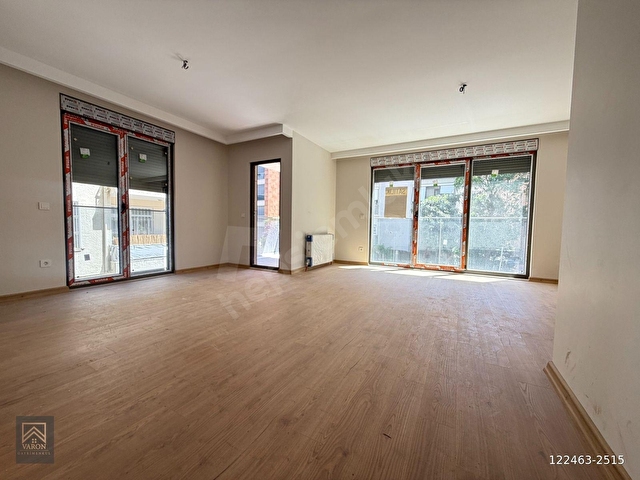 CADDEBOSTAN SAHİLDE VARONDAN 150M2 BALKONLU 3+1 EBEVEYNLİ - Görsel 24