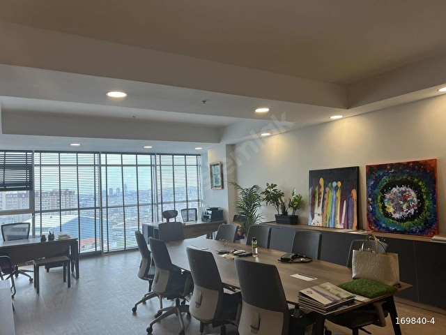 Esenyurt Eskule AVMde Eşyalı Kiralık Ofis Katı - Görsel 5