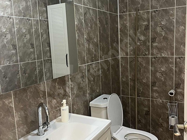 Esenyurt Eskule AVMde Eşyalı Kiralık Ofis Katı - Görsel 11
