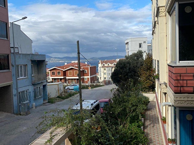 Bandirma Volkan Emlak Tan Haciyusuf Mh Nde Satilik 1 1 Daire 85890 701 Hurriyet Emlak